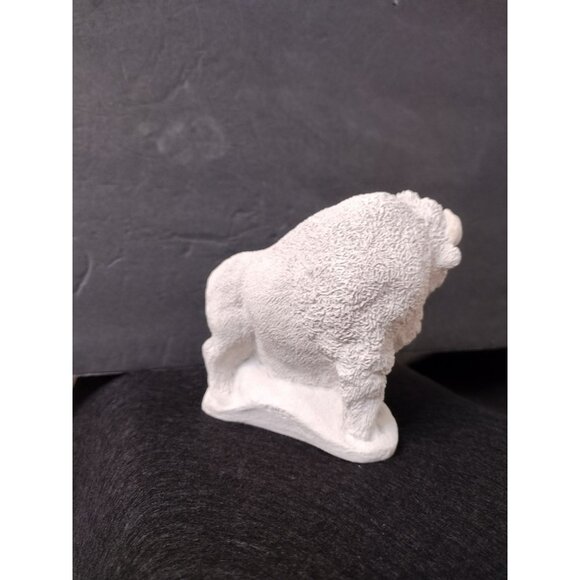 Stone Critters White Buffalo Figurine SC-459 UDC 1992 4" Animal Bison Statue - Picture 8 of 9
